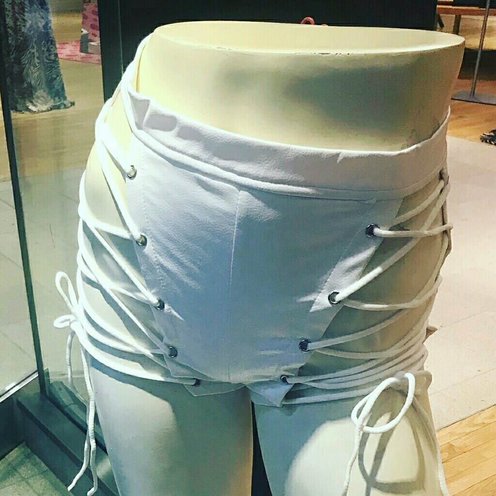Ladies shorts